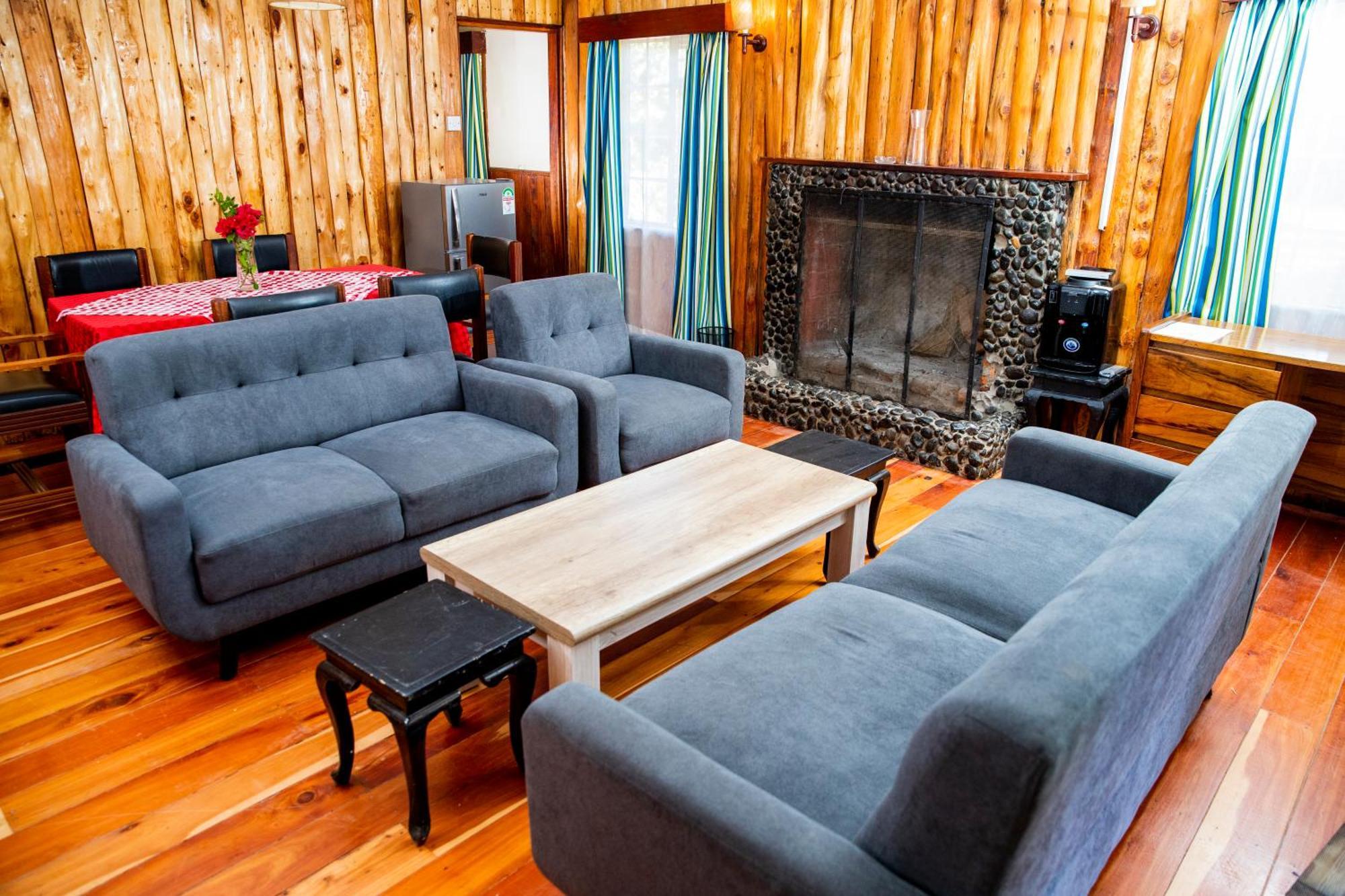 Naro Moru River Lodge Kültér fotó